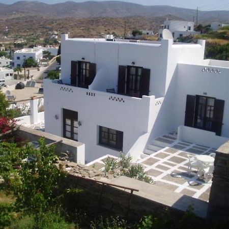 Rita'S Rooms Chora  Exterior photo