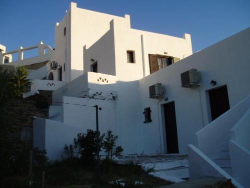 Rita'S Rooms Chora  Exterior photo